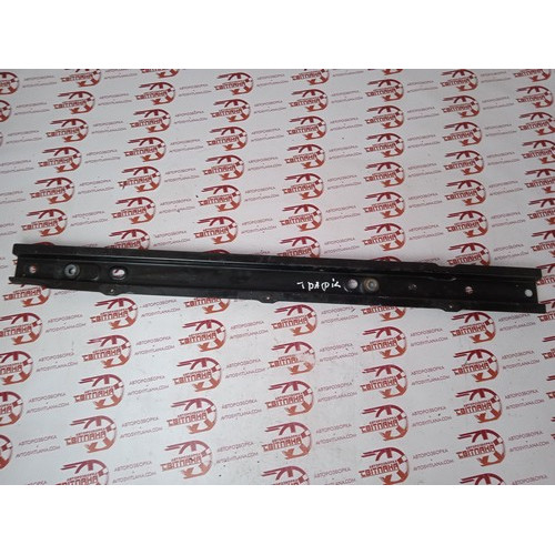 Балка радіатора Opel Vivaro 2007-2014 93857824